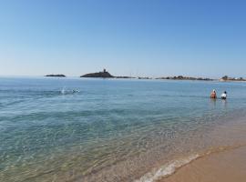 A 30 metri dal mare di Nora, casa confortevole, casa vacanze a Pula