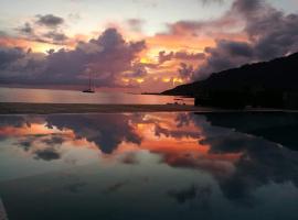 VILLA SUNRISE MOOREA, ваканционно жилище на плажа в Papetoai