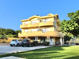 Bjelise Apartments, hotel en Bar