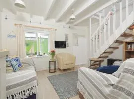 4 Thornlea Mews
