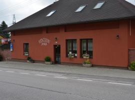 Penzion Aura, hotel berdekatan ZOO Dvůr Králové nad Labem, Dvůr Králové nad Labem