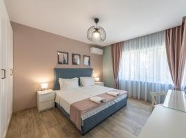 Great Location Apartment: Varna, Beach clubs strip yakınında bir otel