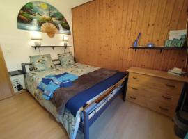 Chez l'Eveline Chambre Tortue, hotel v destinaci Les Bois