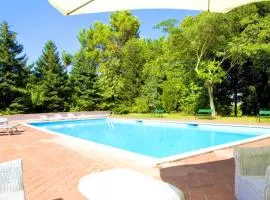Comfortable Apartment in Fabriano, 35 m² with Shared Pool
