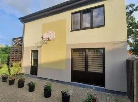 Nicas guest house