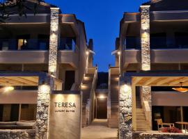Villa Teresa Luxury Suites, hotel Liménaszban