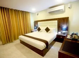 Golden Crown Hotel Alseeb Muscat