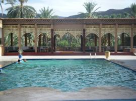 Kasbah Itrane, bed and breakfast a Tamnougalt