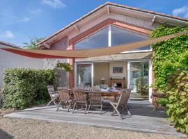 Villa familiale pour 11 personnes à 300m de la mer, vacation rental in Préfailles