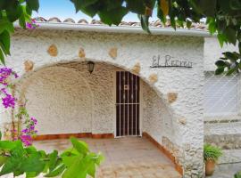 Holiday House 'El Recreo' in Torredembarra, smeštaj na plaži u gradu Toredembara