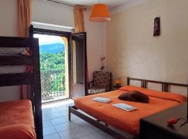 Al Cuore del Borgo, hotel with parking in Castelmezzano