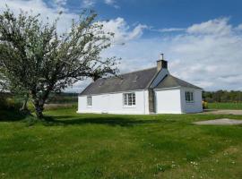 Lower Bruntlands, holiday home in Fochabers
