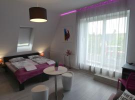 Anna Villa Füred Boutique Rooms: Balatonfüred şehrinde bir otel