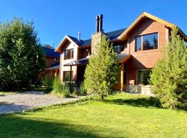 Cabañas El Montañes, chalet i Villa Meliquina