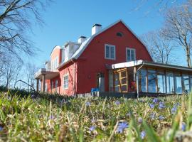 Stora Topphem, hotel met parkeren in Skåne-Tranås