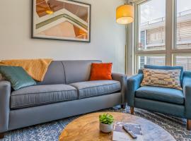 Kasa Scottsdale Quarter Phoenix, &xi;&epsilon;&nu;&omicron;&delta;&omicron;&chi;&epsilon;ί&omicron; &delta;&iota;&alpha;&mu;&epsilon;&rho;&iota;&sigma;&mu;ά&tau;&omega;&nu; &sigma;&epsilon; Scottsdale