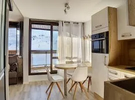 Appartement rénové avec coin montagne, accès pistes, balcon, WIFI - FR-1-344-976