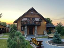 Rodynne Gnizdo, caba&ntilde;a o casa de campo en Pochaiv