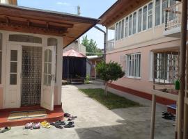 гостевой дом Конок, casă de vacanță din Oş