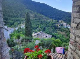 B&B Bivacco Frasassi climbing & trail running house, bed and breakfast a Genga