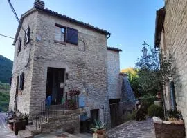 B&B Bivacco Frasassi climbing & trail running house