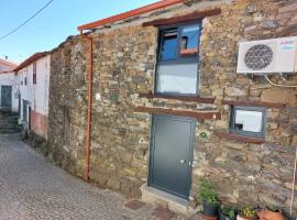 O Palheirinho - Turismo Rural - Bragança, Landhaus in Samil