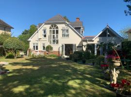 Heatherdene House, hotel en Wimborne Minster