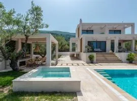Delight Luxury Villa - Contemporary Elegance & Tranquility, by ZanteWize
