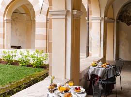 Convento Boutique Hotel, cheap hotel in Susa