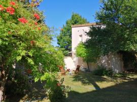 Gîte Les Bignones, hotel in Freneuse