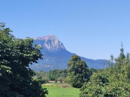 Appartement Mont Guillaume, hotelli kohteessa Embrun