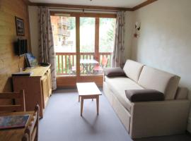 Résidence Les Alpages 4 étoiles - Appartement 4 personnes - Piscine, Hammam, Sauna, Jacuzzi - ValCenis 73480, hotel in Lanslebourg-Mont-Cenis