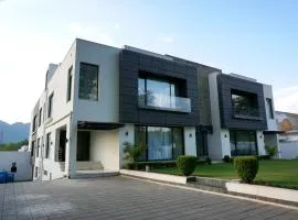 OXVUE Boutique Hotel