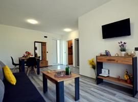 Di Mare Holiday Apartments, apartmen servis di Kranevo