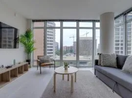 Wonderful 2BR Apartment at Crystal City