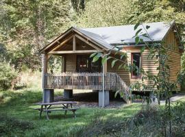 Tiny House Cetturu - 2-pers luxe en romantisch boshuisje, hotel in Houffalize