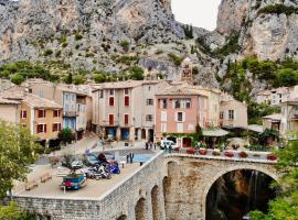 Le Logis des Cascades 2, appartement à Moustiers-Sainte-Marie