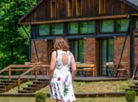 Novosiele Lifestyle Apartments - nad górską rzeką - Strefa relaksu sauna jacuzzi - Bieszczady