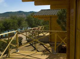 Arroyo de Carboneras, hotel a Brazatortas