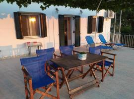 Captain's House, beach rental in Longos