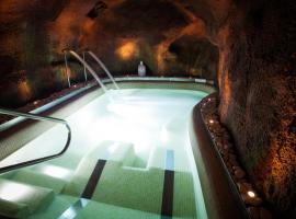 Casa Rural & Spa La Graja, casa de campo em Chinchón