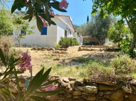 Farmen house with garden, holiday rental in Plomarion