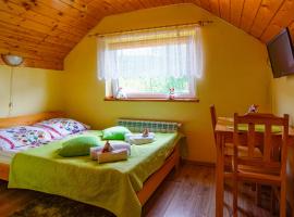 DOMEK NA ZARZECZU, κατάλυμα σε φάρμα σε Baltow