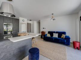 Envie de Lac - Nice T3 for 6 people near Beach, beach hotel in Annecy