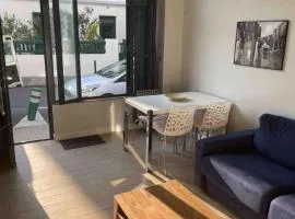 appartement t3 avec patio à 300m de la plage