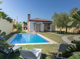 Chalet Pura Vida: Chiclana de la Frontera'da bir otel