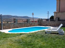 La casa de Pi, vacation rental in Torrecaballeros