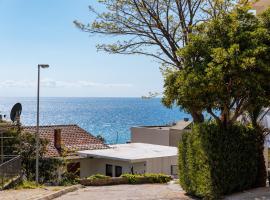 Flora Apartment - near the sea, budgethotel i Šušanj