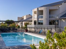 페르피냥에 위치한 호텔 The Originals City, Hôtel Les Dômes, Perpignan Sud Saleilles