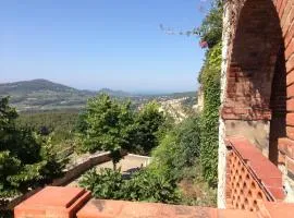 Studio de charme avec grande terrasse vue mer